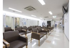 西広島リハビリテーション病院 楽々園駅の写真