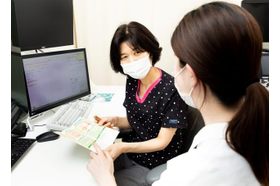 名古屋金山駅ゆき乳腺クリニック 金山駅(愛知県) 患者さまが納得できるよう、ていねいに説明を心がけていますの写真
