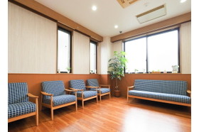 診療所スカイ 三ツ沢上町駅の写真