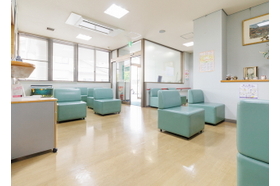 アソカの園武島医院 西条駅(広島県)の写真