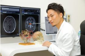 福岡西脳神経外科 室見駅の写真