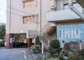綱川眼科診療所 東長崎駅 ビル外観の写真