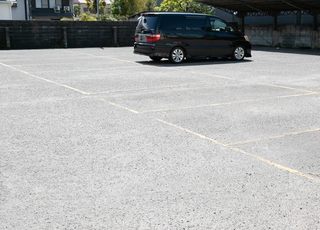 いまい小児科クリニック 西大路駅 駐車スペースの写真