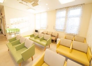 マザーズ高田産医院 高田駅(神奈川県) 待合室の写真