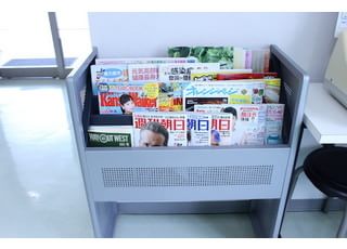 さんだクリニック 若江岩田駅 雑誌等をご用意しておりますので、ご自由にご覧ください。の写真
