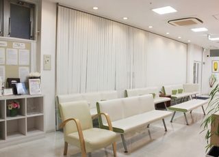 西南泌尿器科クリニック 別府駅(福岡県) 待合室の写真