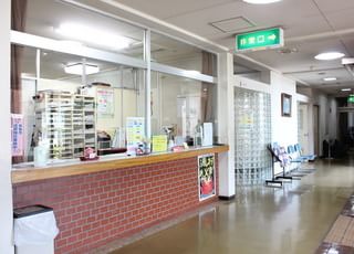 こばやし医院 羽犬塚駅 受付の写真