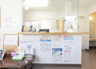 松谷内科 紀ノ川駅 受付の写真