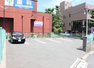 とみた内科クリニック 西鉄平尾駅 クリニック専用駐車場の写真