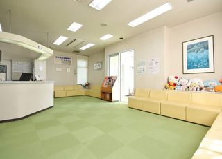 北の森耳鼻咽喉科医院 萩浦小学校前駅 待合室の写真