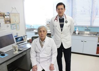 増田外科医院 東宮原駅 整形外科担当の矢部先生(左)と院長(右)ですの写真