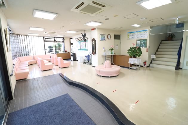 亀山整形外科医院 古賀駅 2の写真