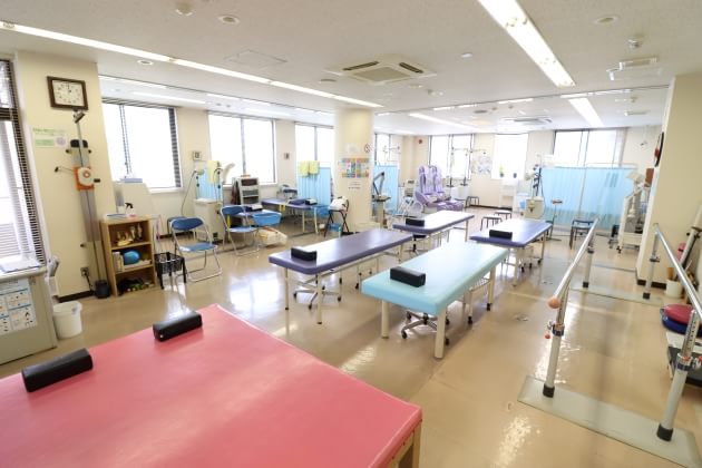 亀山整形外科医院 古賀駅 4の写真